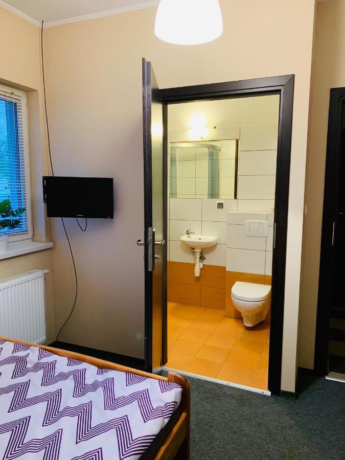 Ms-Otel Pokoje Goscinne 1,2,3 Osobowe Zywiec Jezioro Zywieckie Pietrzykowice  Экстерьер фото